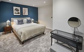 Host & Stay - Iburn House